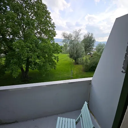 Sensi Living Stadion Self Check In